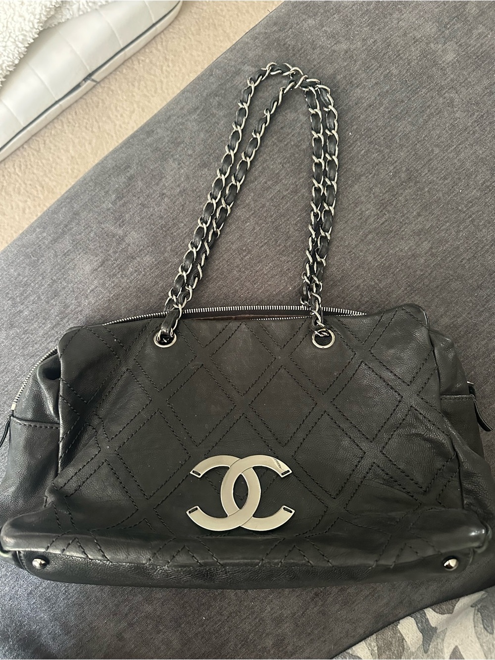 CHANEL Black Quilted Leather Shoulder Bag with Silver CC Hardware